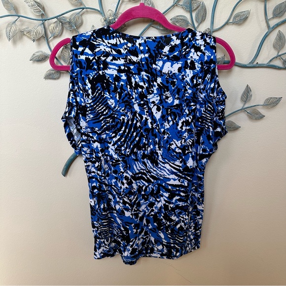 Cable & Gauge short sleeve cold shoulder top Sz M - Picture 8 of 8